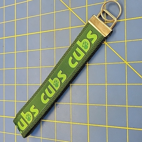 Canvas Wrist 9" Keyring Cub Scouts - Picture 1 of 1